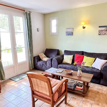 Individuelle De Plain Pied, Au Calme ラ・フロット